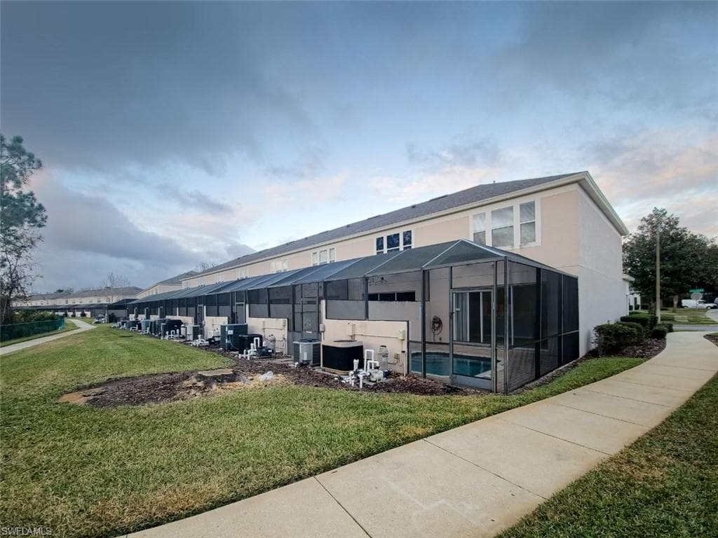 2332 SILVER PALM DR, KISSIMMEE FL 34747-23