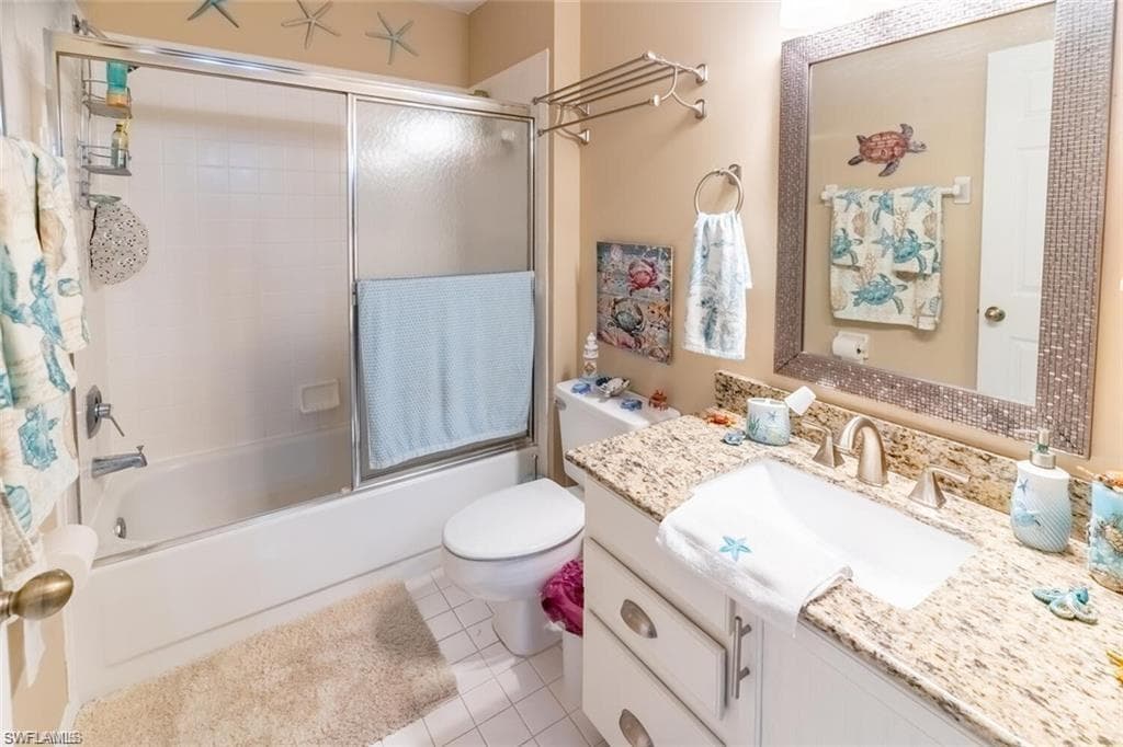 760 Wiggins Lake DR # 205, NAPLES FL 34110-21