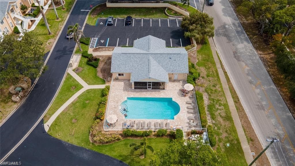 760 Wiggins Lake DR # 205, NAPLES FL 34110-29
