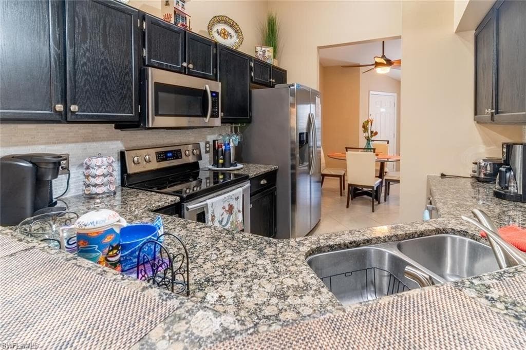 760 Wiggins Lake DR # 205, NAPLES FL 34110-14
