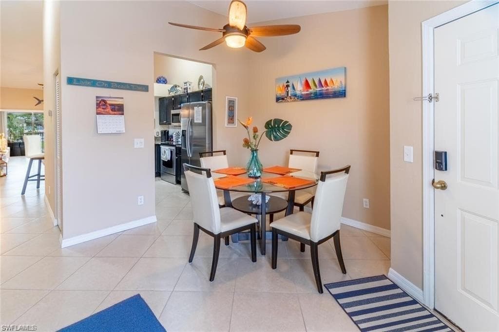 760 Wiggins Lake DR # 205, NAPLES FL 34110-10