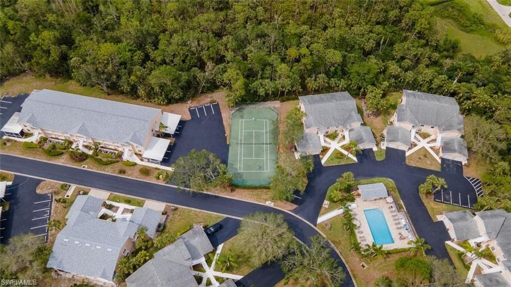 760 Wiggins Lake DR # 205, NAPLES FL 34110-28