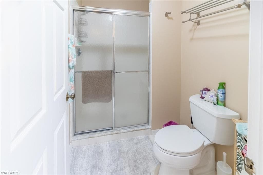 760 Wiggins Lake DR # 205, NAPLES FL 34110-20