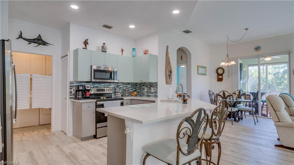 3181 Matecumbe Key RD # 4, PUNTA GORDA FL 33955-12