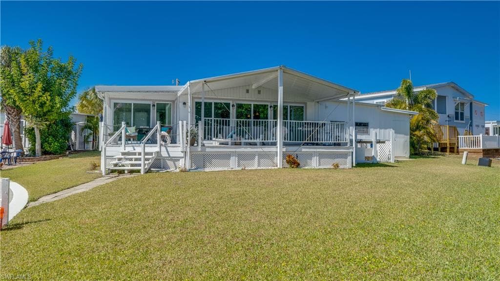 14641 Paul Revere LOOP, NORTH FORT MYERS FL 33917-22
