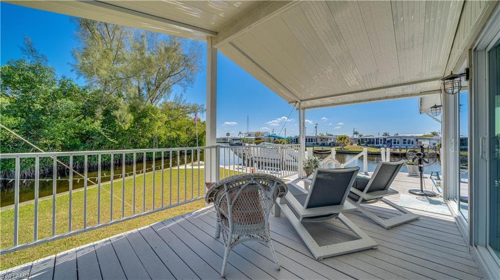 14641 Paul Revere LOOP, NORTH FORT MYERS FL 33917-12