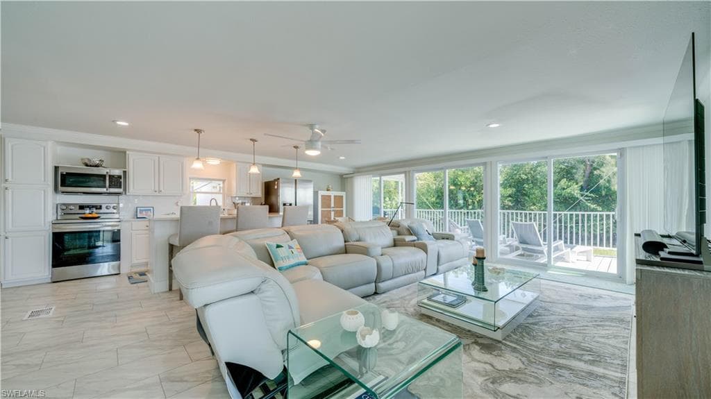 14641 Paul Revere LOOP, NORTH FORT MYERS FL 33917-8