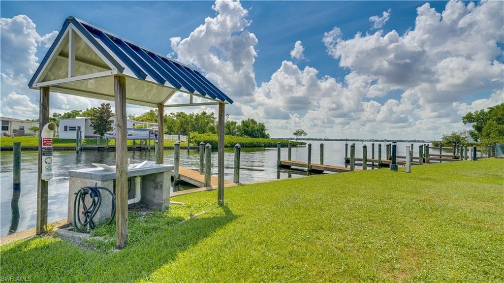 14641 Paul Revere LOOP, NORTH FORT MYERS FL 33917-33