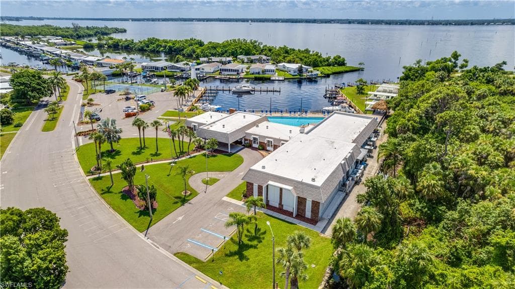 14641 Paul Revere LOOP, NORTH FORT MYERS FL 33917-30