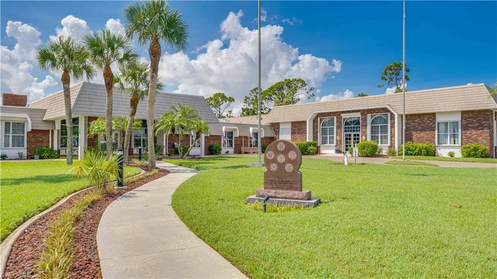 14641 Paul Revere LOOP, NORTH FORT MYERS FL 33917-38