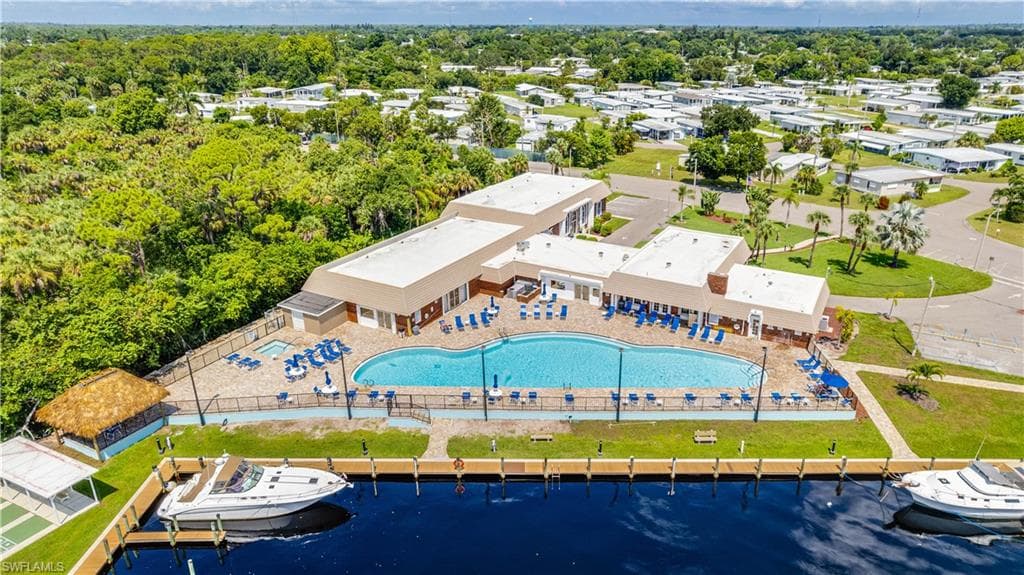 14641 Paul Revere LOOP, NORTH FORT MYERS FL 33917-24