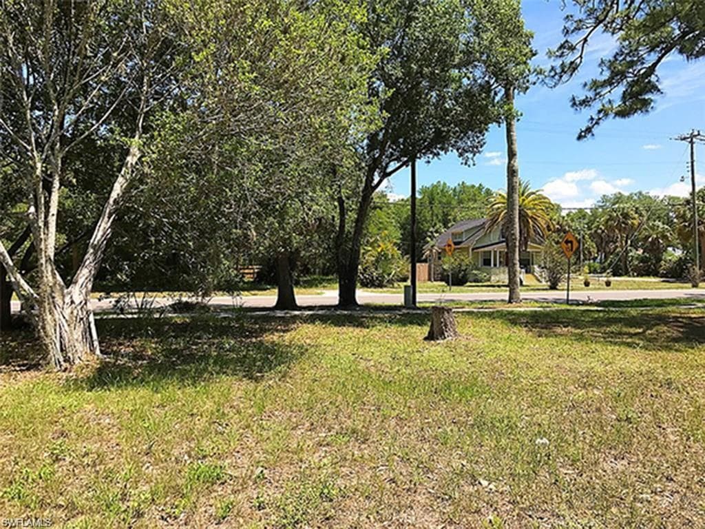 2742 2nd ST-1