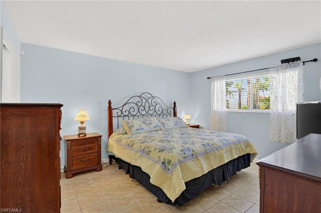 5755 Foxlake DR # C, NORTH FORT MYERS FL 33917-16