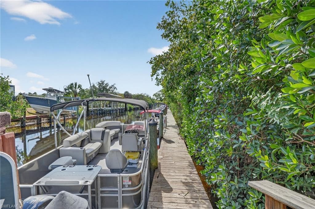 5755 Foxlake DR # C, NORTH FORT MYERS FL 33917-42