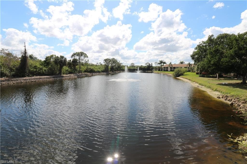 5755 Foxlake DR # C, NORTH FORT MYERS FL 33917-37
