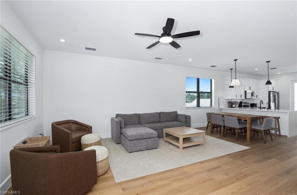 170 Washington AVE, FORT MYERS BEACH FL 33931-12