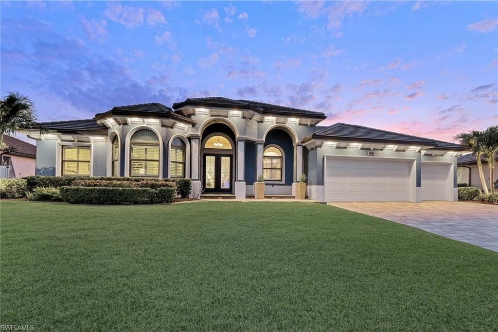11711 Royal Tee CIR-1