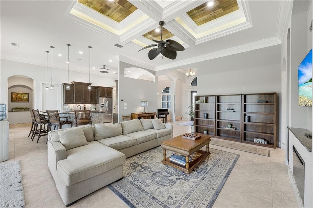 11711 Royal Tee CIR-5