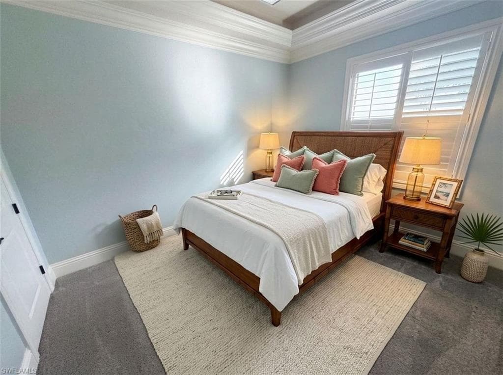 11711 Royal Tee CIR-27