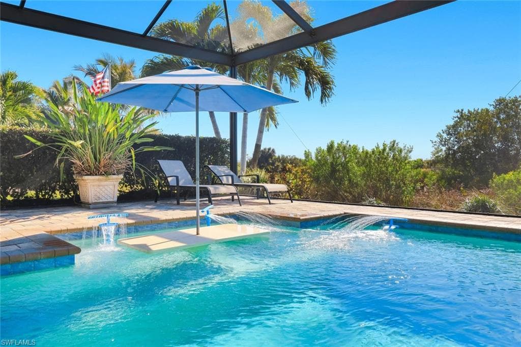 11711 Royal Tee CIR-33