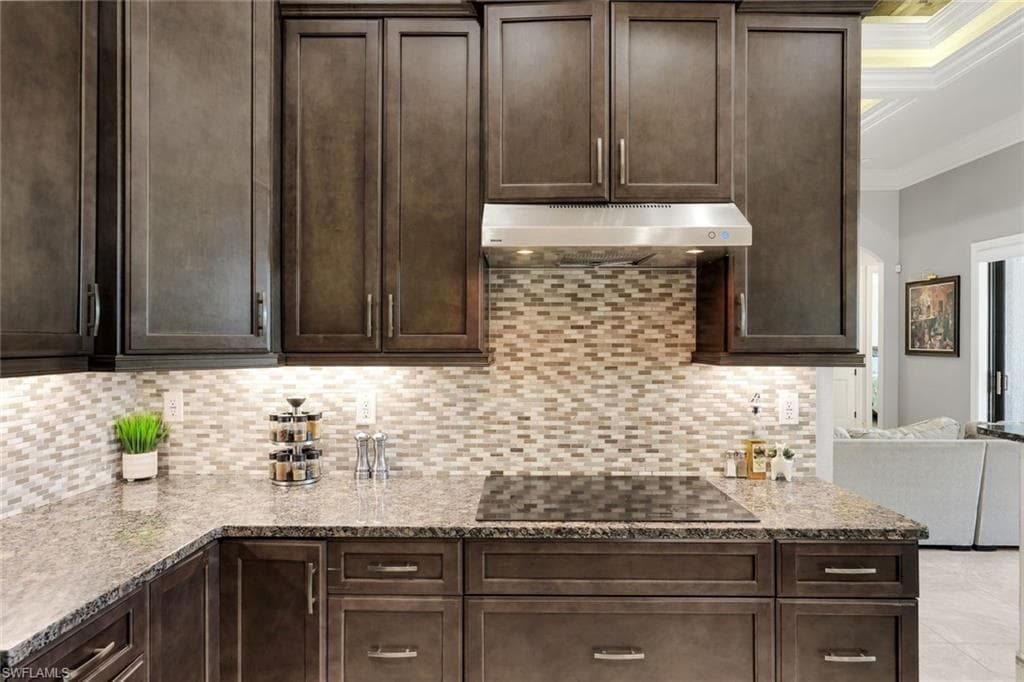 11711 Royal Tee CIR-14