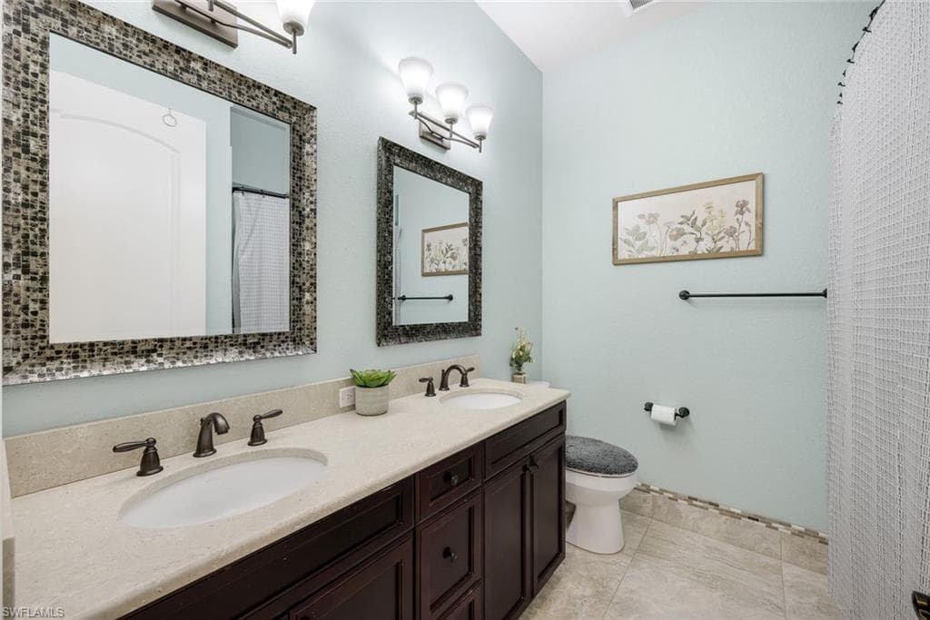 11711 Royal Tee CIR-24