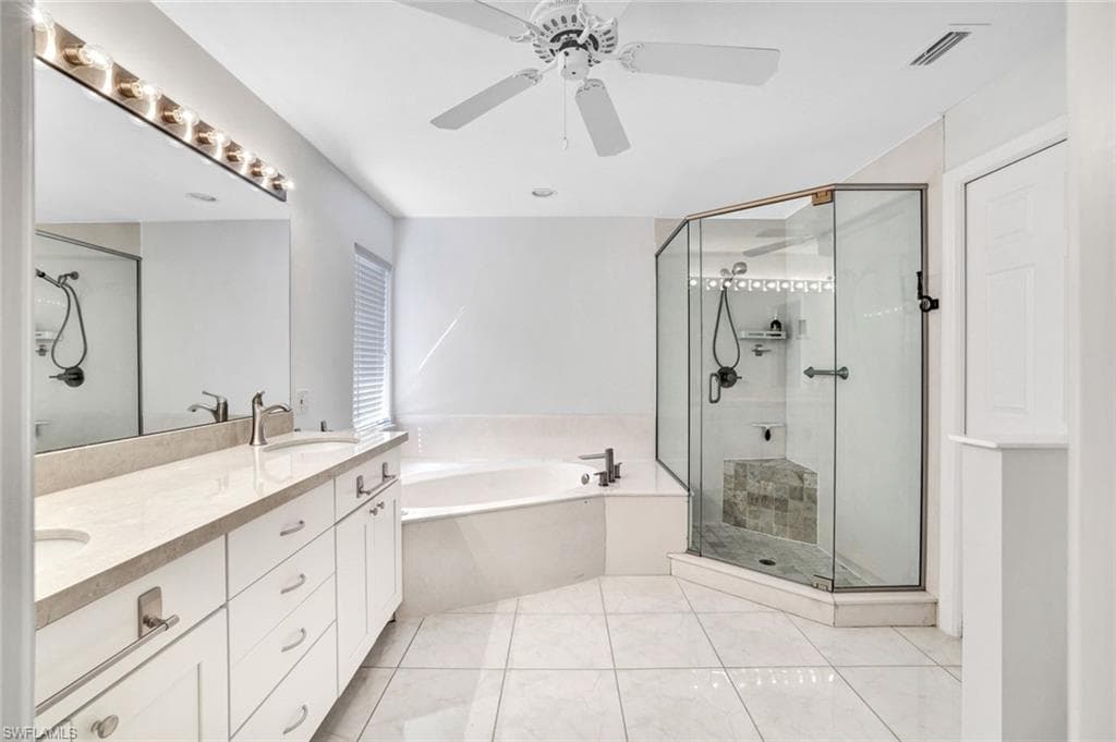 10341 Regent CIR, NAPLES FL 34109-11