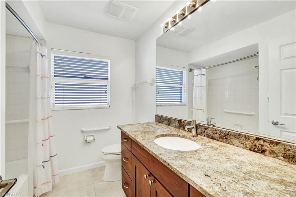 10341 Regent CIR, NAPLES FL 34109-14