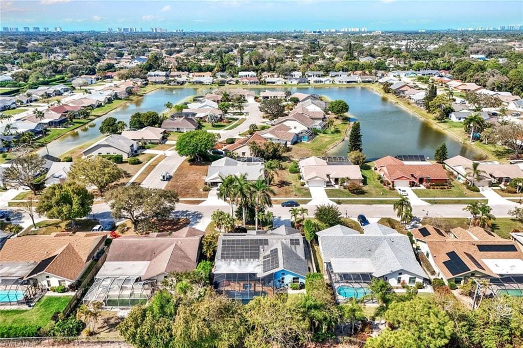 10341 Regent CIR, NAPLES FL 34109-20