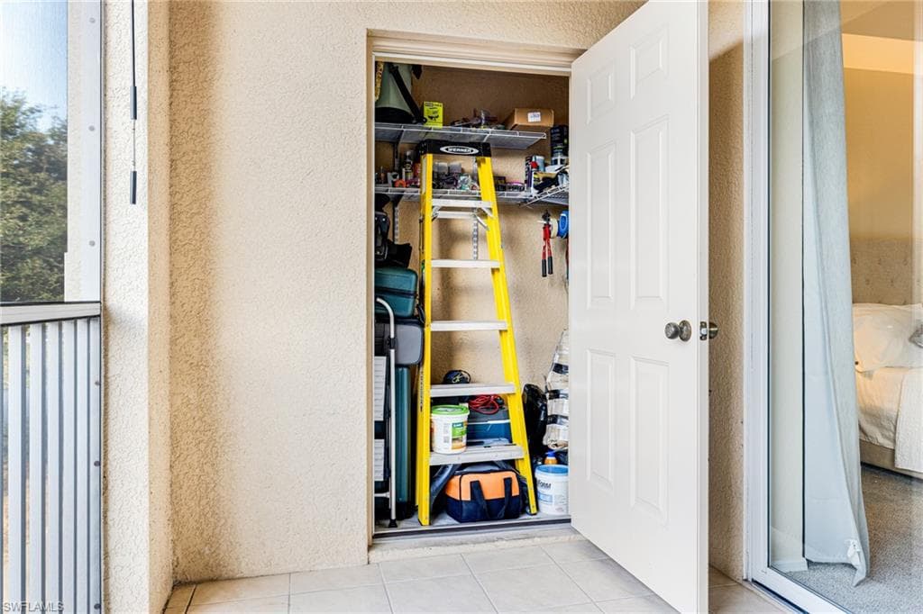 9055 Colby DR # 2213, FORT MYERS FL 33919-15