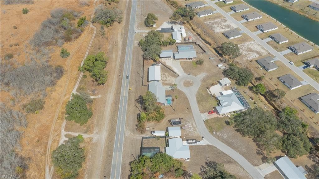 845 Quail RUN, FORT DENAUD FL 33935-26