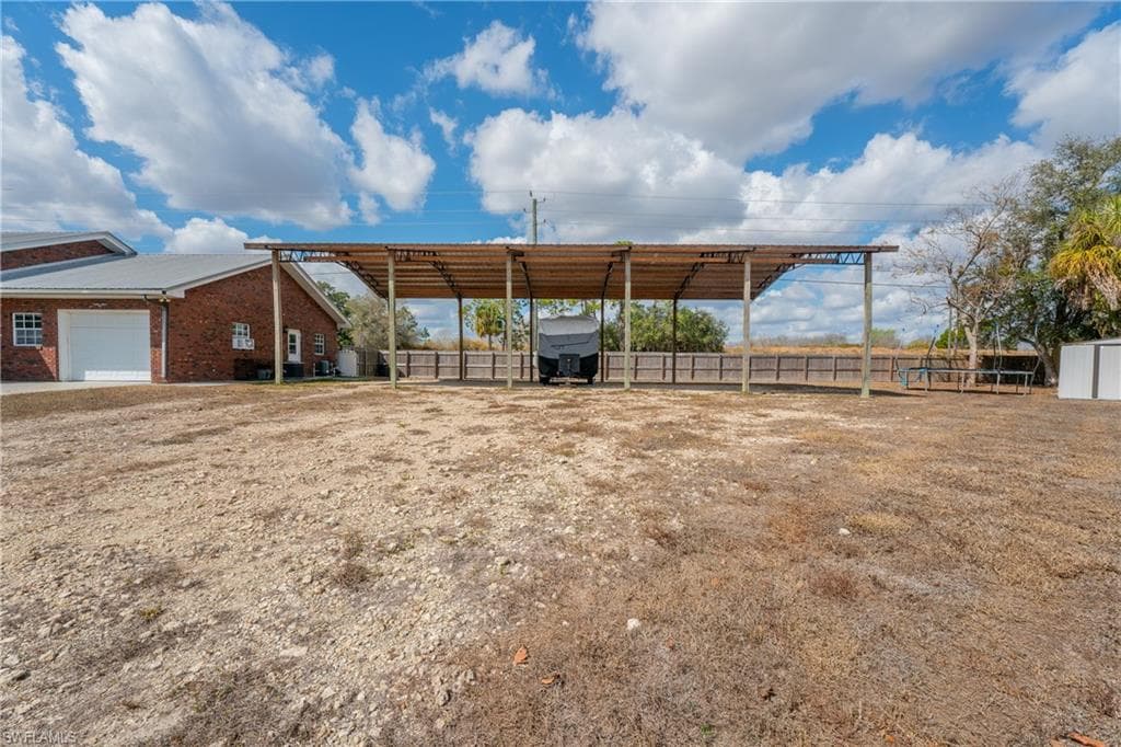 845 Quail RUN, FORT DENAUD FL 33935-25