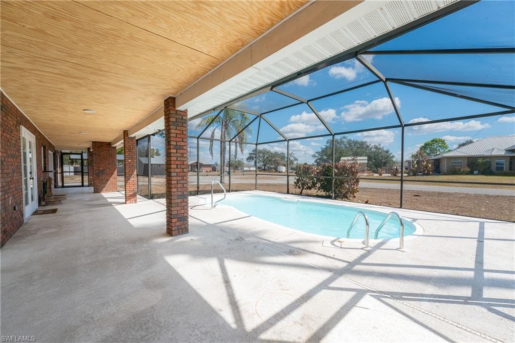 845 Quail RUN, FORT DENAUD FL 33935-4