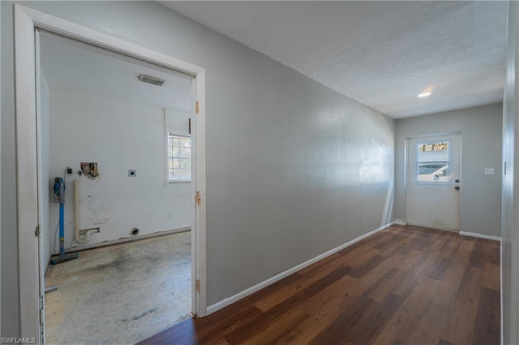 845 Quail RUN, FORT DENAUD FL 33935-19