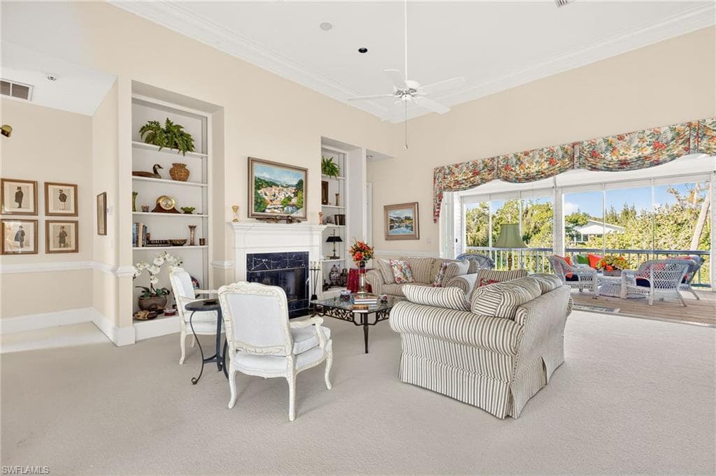 5243 Indian CT, SANIBEL FL 33957-5
