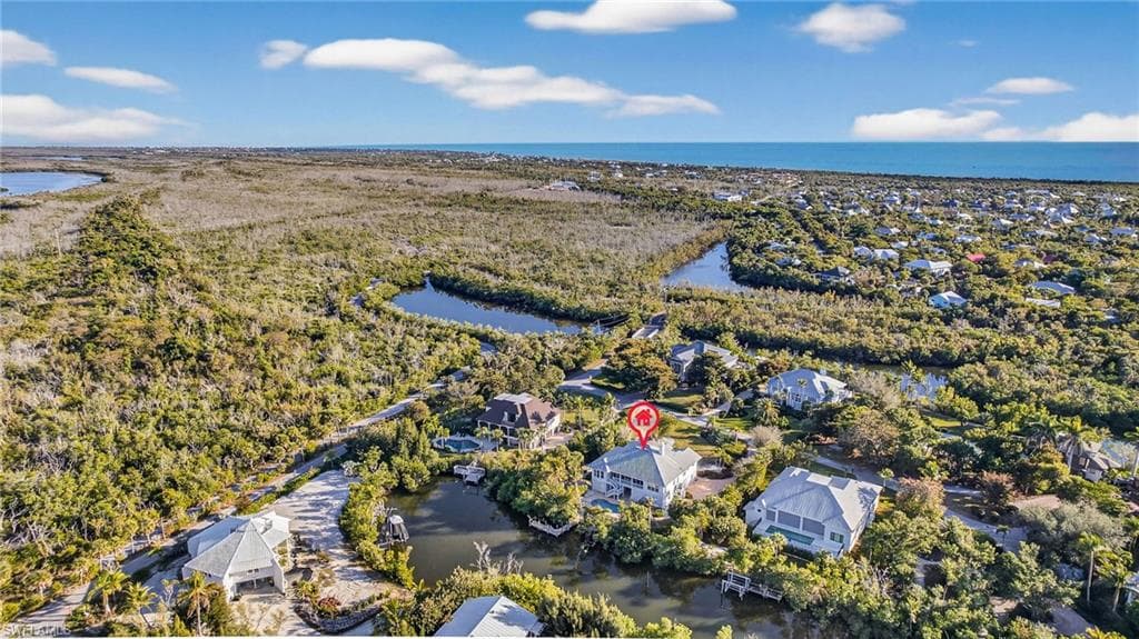 5243 Indian CT, SANIBEL FL 33957-46