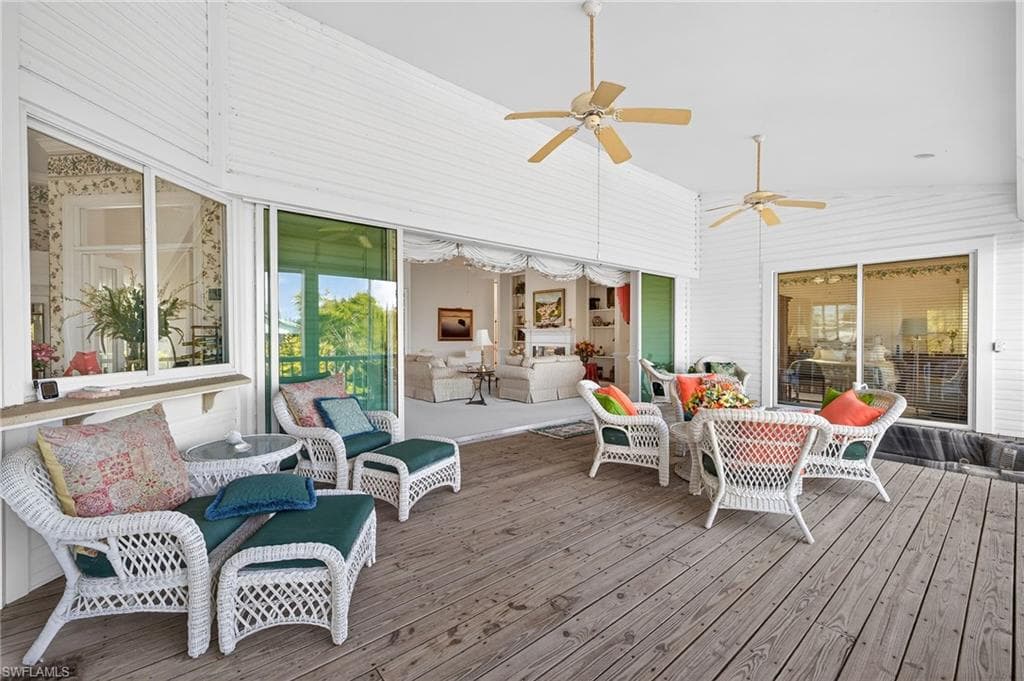 5243 Indian CT, SANIBEL FL 33957-25
