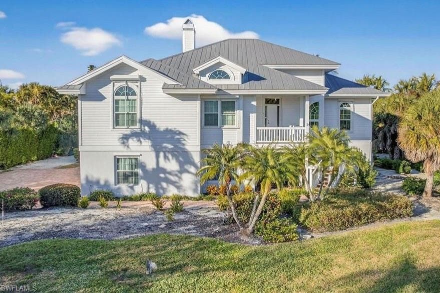 5243 Indian CT, SANIBEL FL 33957-49