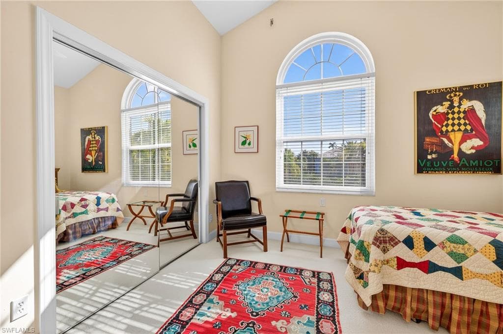 5243 Indian CT, SANIBEL FL 33957-18
