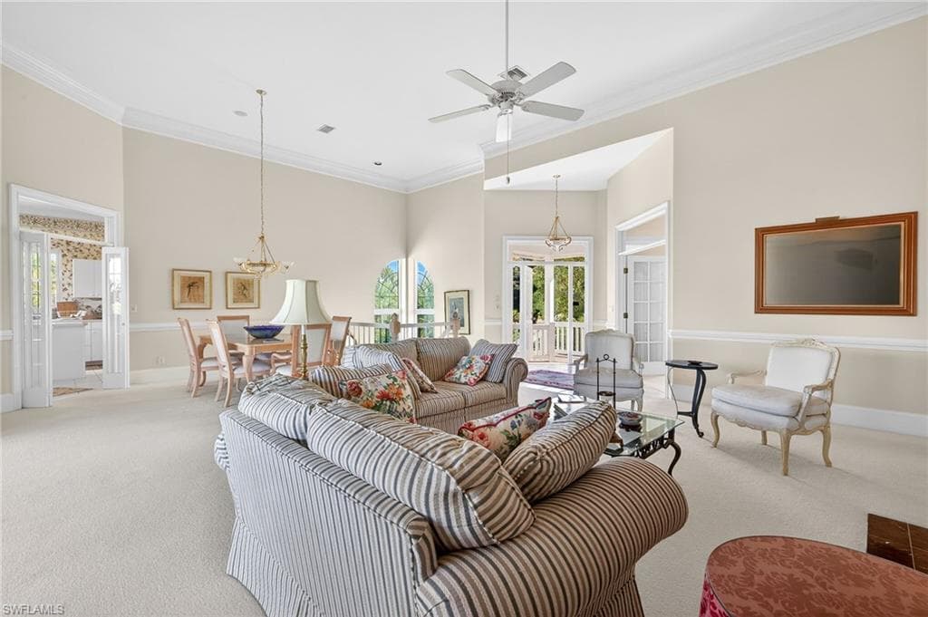 5243 Indian CT, SANIBEL FL 33957-3