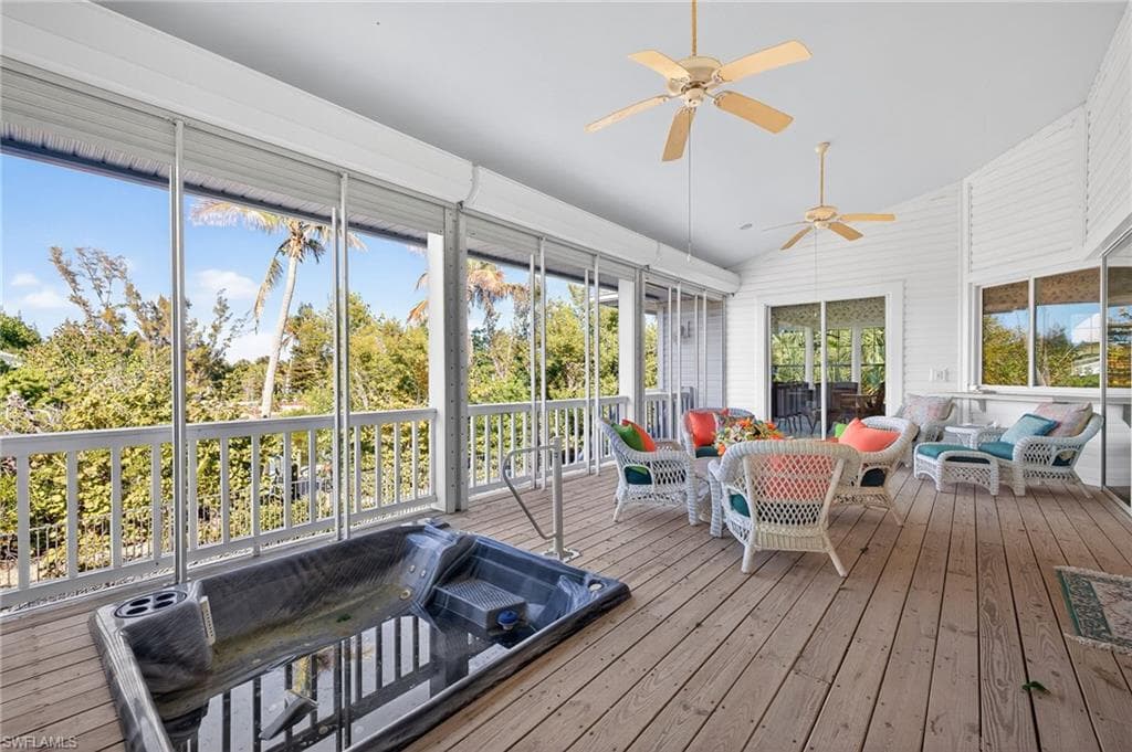 5243 Indian CT, SANIBEL FL 33957-24