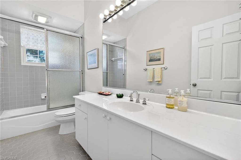 5243 Indian CT, SANIBEL FL 33957-20