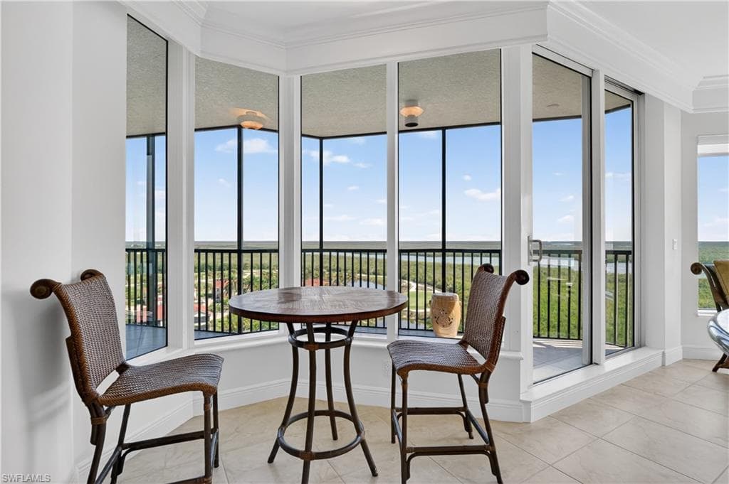 1060 Borghese LN # 1005, NAPLES FL 34114-19