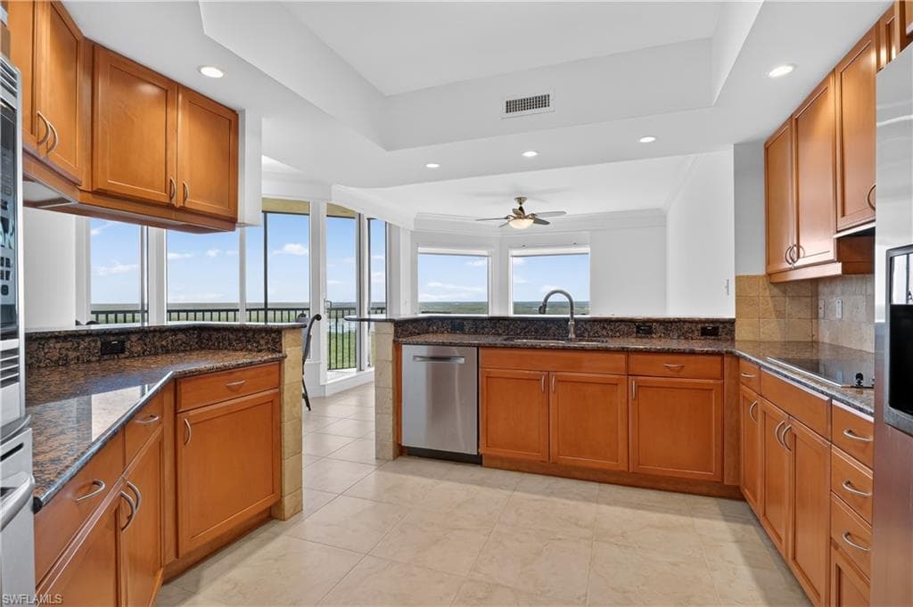 1060 Borghese LN # 1005, NAPLES FL 34114-17