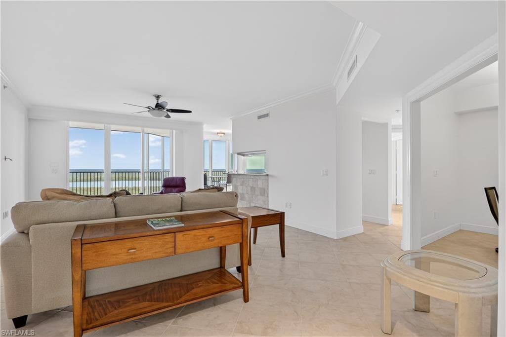 1060 Borghese LN # 1005, NAPLES FL 34114-10