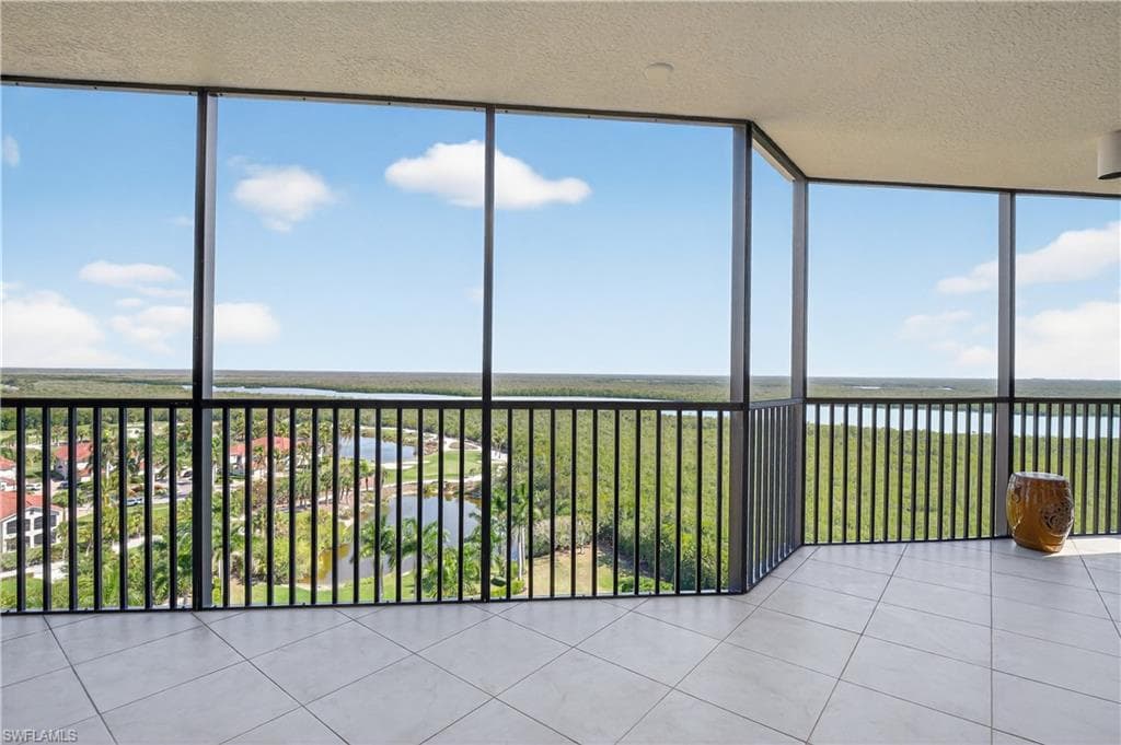 1060 Borghese LN # 1005, NAPLES FL 34114-39