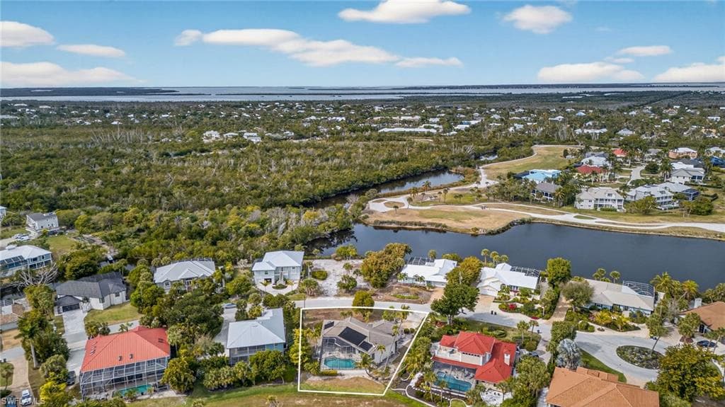 1312 Par View DR, SANIBEL FL 33957-38