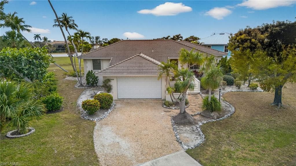 1312 Par View DR, SANIBEL FL 33957-30