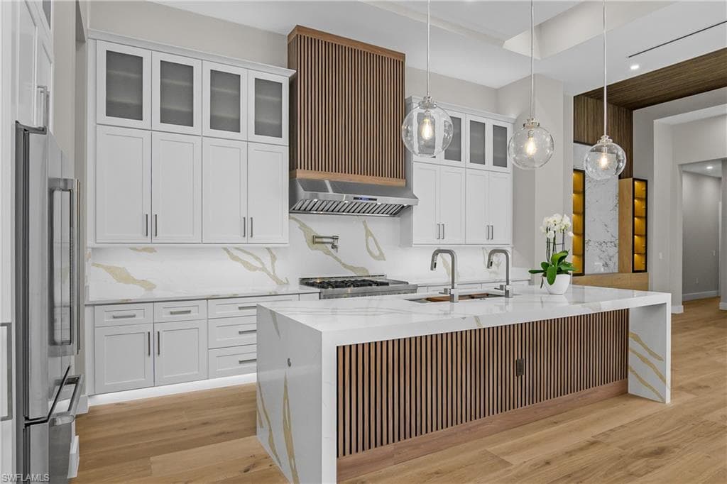 5000 Palmetto Woods DR, NAPLES FL 34119-16