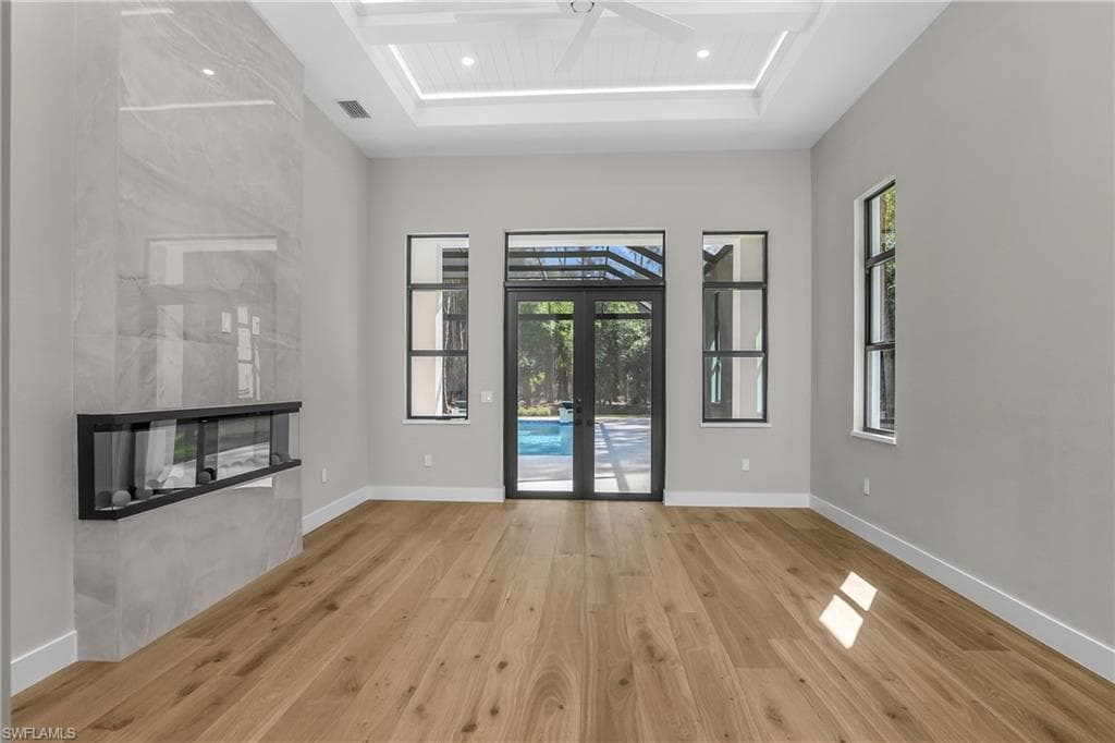 5000 Palmetto Woods DR, NAPLES FL 34119-21